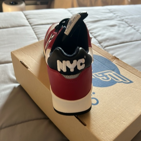 Sangacio Japan limited edition collaboration with New York City men size 8.5 - Picture 3 of 5